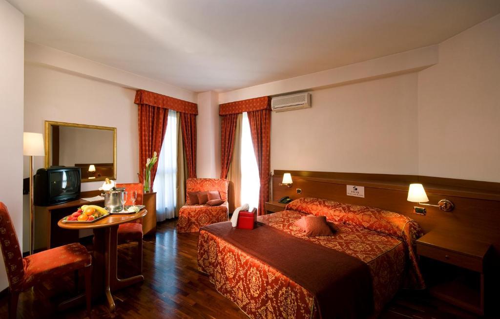 Hotel Excel Roma Ciampino 4*